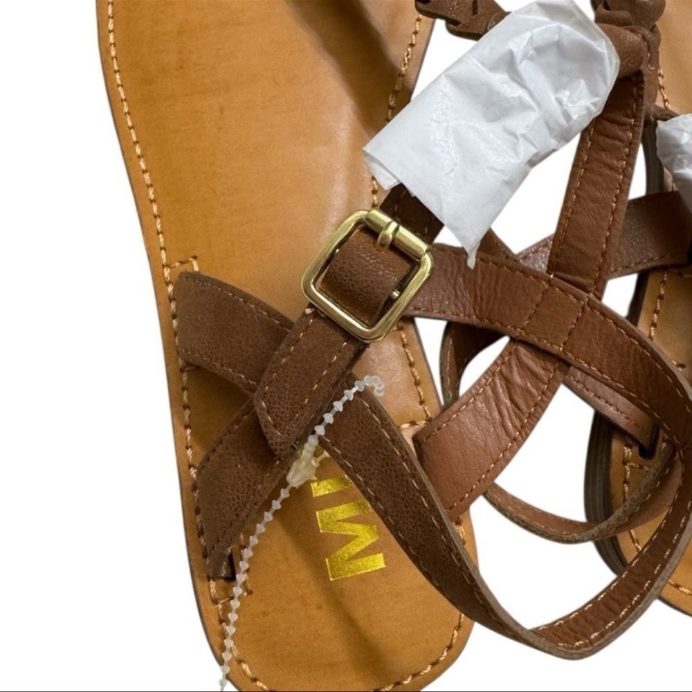 Mia Kids Annae Girl's Sandals T-Strap Cognac Brush Brown size 5 NEW - Picture 4 of 10